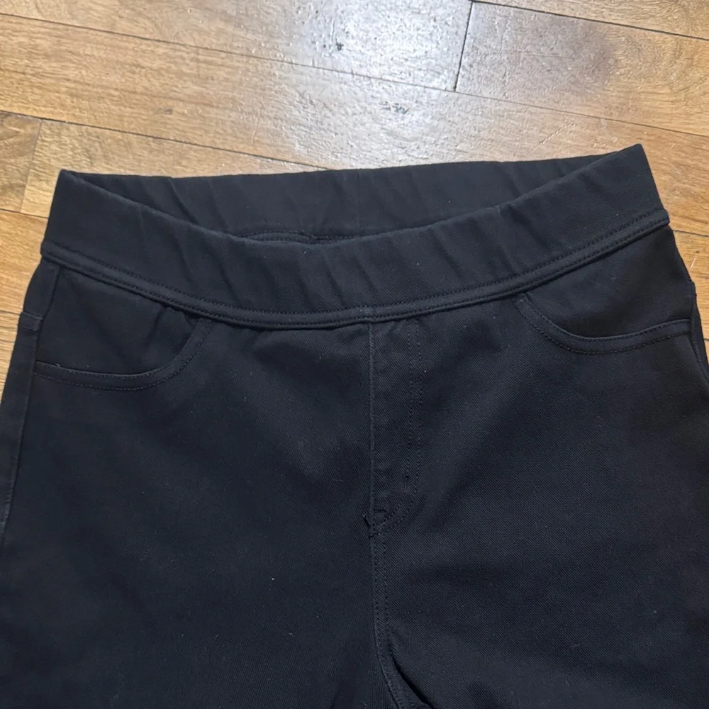 Time and Tru Charcoal Pants - Picture 5 of 6